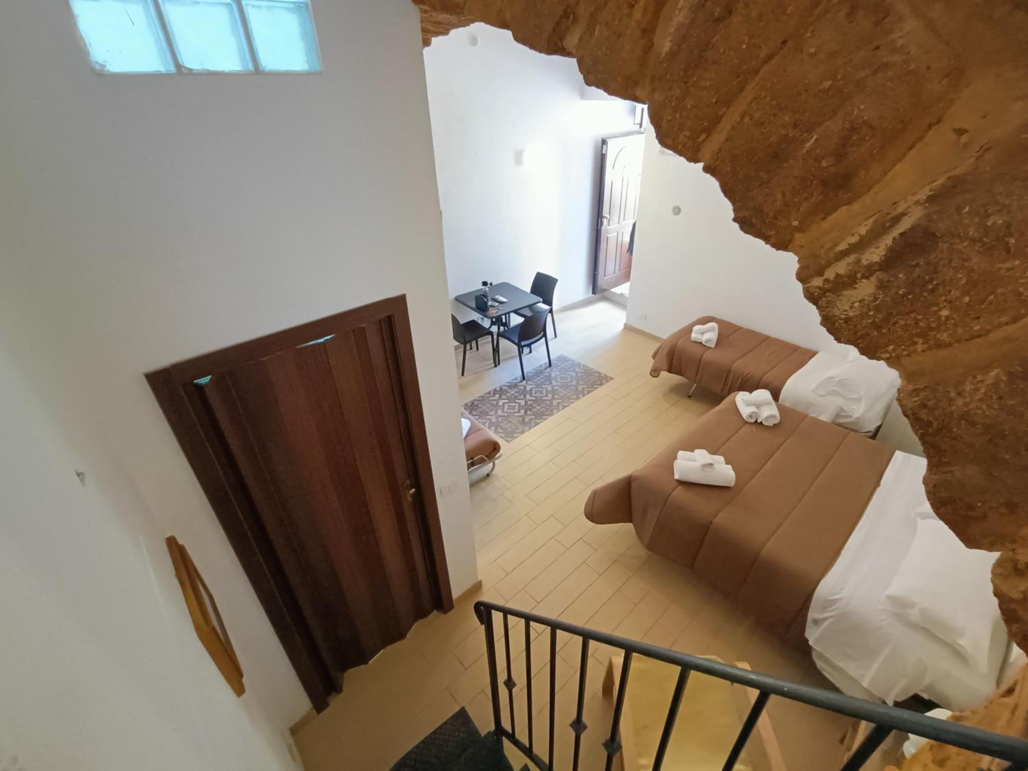 Meithras Holiday Homes Агридженто Екстериор снимка