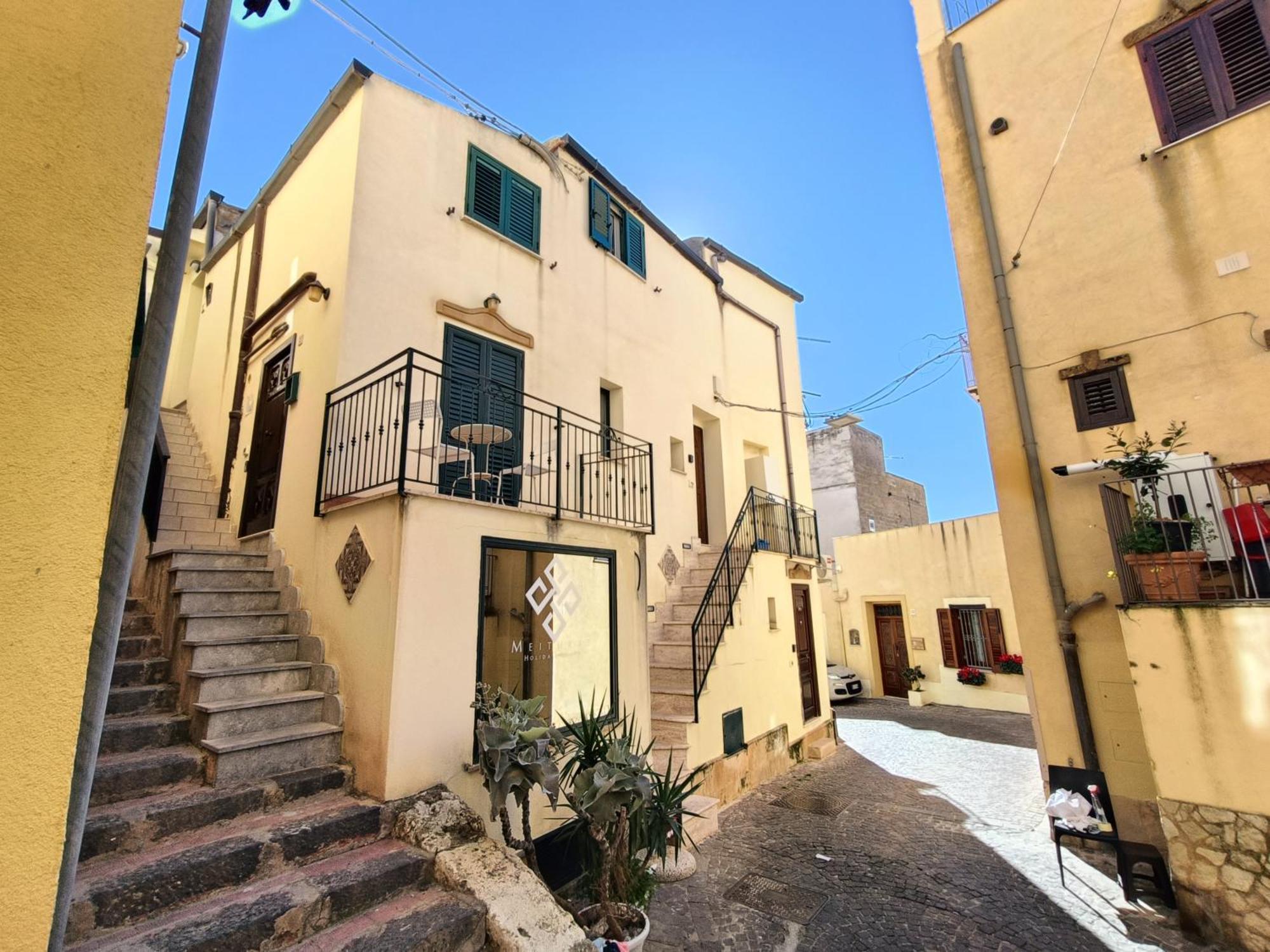 Meithras Holiday Homes Агридженто Екстериор снимка